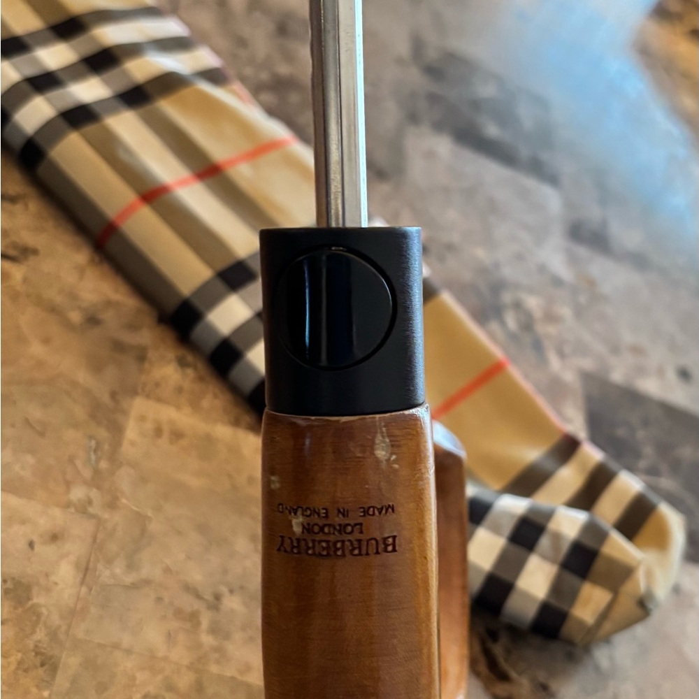 COPY - Vintage Burberry umbrella - Picture 7 of 9